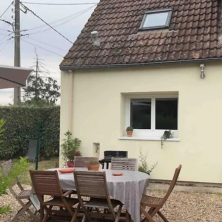 Gite Maison Entiere 6 Personnes Saint-Julien-de-Chédon Buitenkant foto