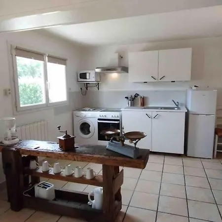 Gite Maison Entiere 6 Personnes Saint-Julien-de-Chédon Buitenkant foto