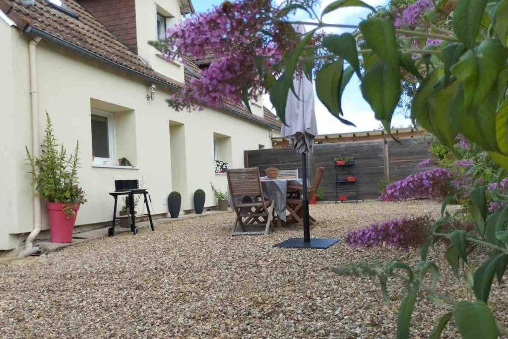 Maison Entiere 6 Personnes Saint-Julien-de-Chédon