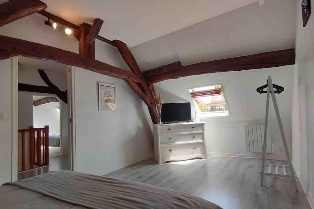 Maison Entiere 6 Personnes Saint-Julien-de-Chédon